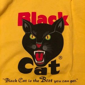 Black Cat Fireworks Tshirt Vintage